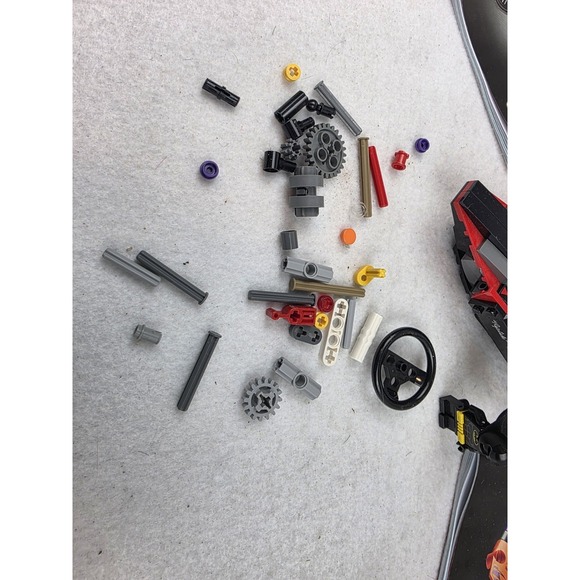 Incomplete Lego Batman Batmobile Penguin Duckmobile Technic Box *FOR PIECES/READ - Picture 2 of 8